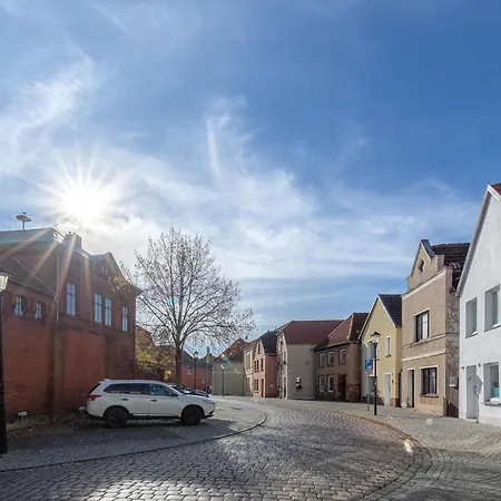 Seehus - Wassergrundstueck, Sauna Und Bootsliegeplatz