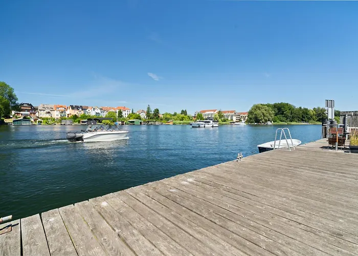 Seehus - Modernes Mit Sauna, Seezugang Und Bootsanlegeplatz بيت للعطل