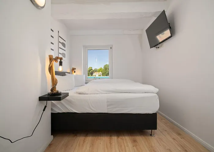 بيت للعطل Seehus - Modernes Mit Sauna, Seezugang Und Bootsanlegeplatz *
